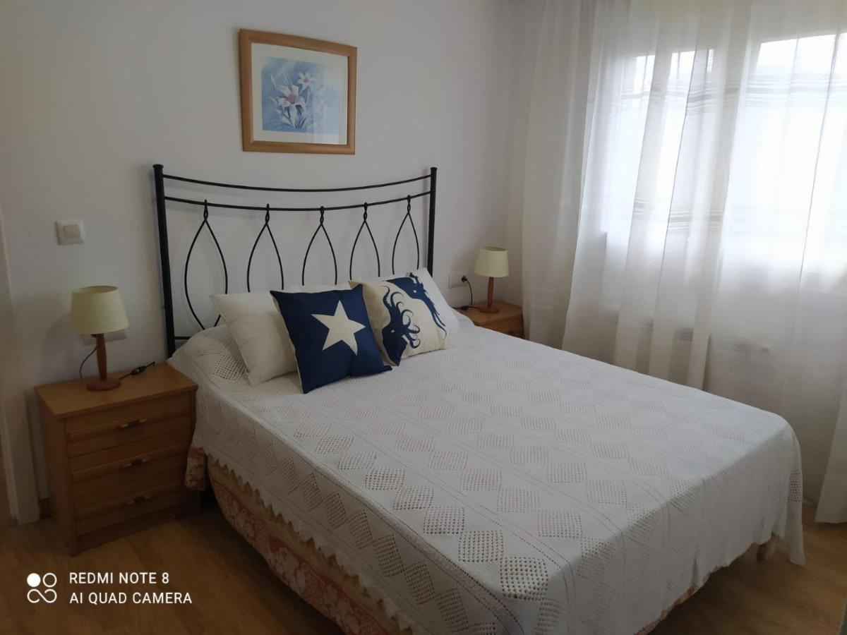 Planta Alta En Casa Lägenhet Sanxenxo Exteriör bild